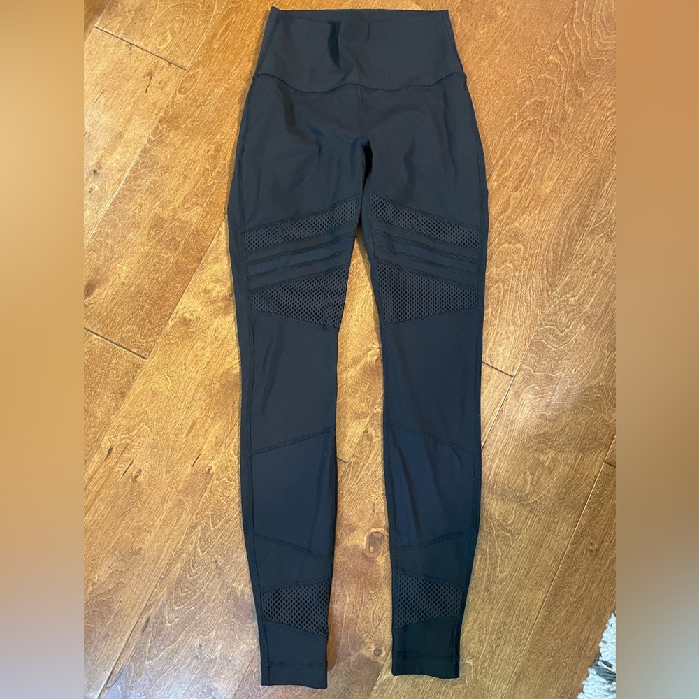 Lululemon Mesh Leggings